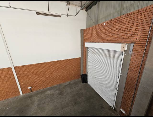 344M² WAREHOUSE TO LET IN LONGLAKE